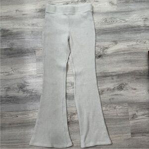 ˚⟡˖ ࣪  aerie waffle knit flare pants